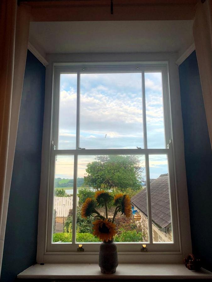 Bed and Breakfast Dylan Thomas Sea View Laugharne Exterior foto